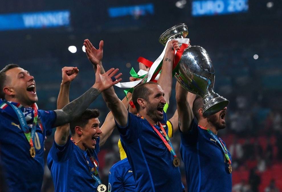 Euro 2020, qui sont les champions du merchandising ?